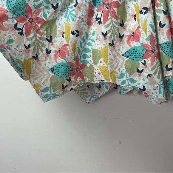 Tommy Bahama Girls Handkerchief Hem Dress – Size 2T - Picture 4 of 10